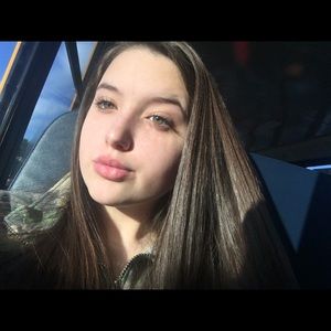 Meet your Posher, Destiny